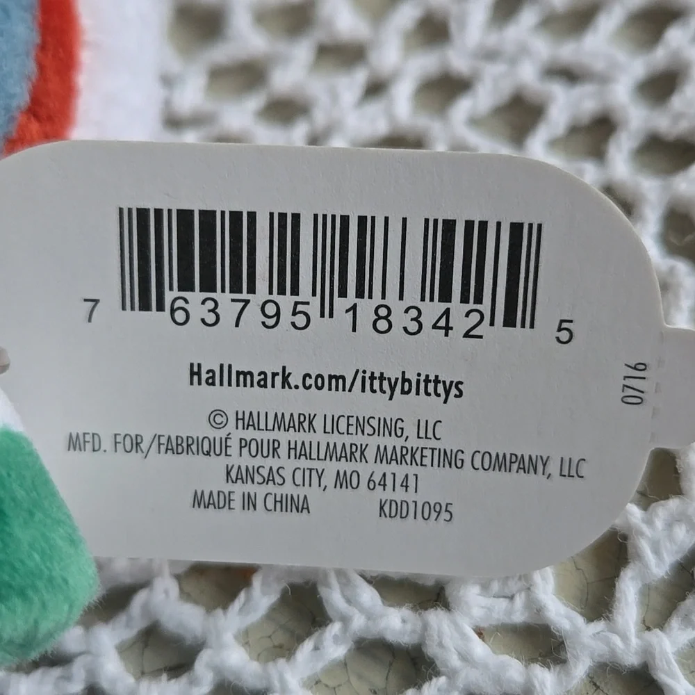 2 VINTAGE HALLMARK ITTYBITTY'S LIMITED EDITION FROSTY FRIENDS - Picture 14 of 14